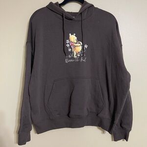 Disney Winnie the‎ Pooh hoodie Sweatshirt size medium new with tags!